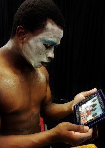 Shivani Hariparsad's Riddle, explores the seemingly normal man seen through the internal struggle of extreme emotion.