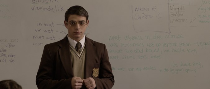 VERSKIETENDE STER - Deanre Reiners speel Phillip Schuman