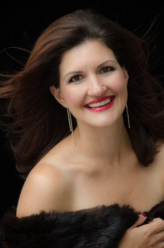 Cat brown fur smiling HR colour (Custom)