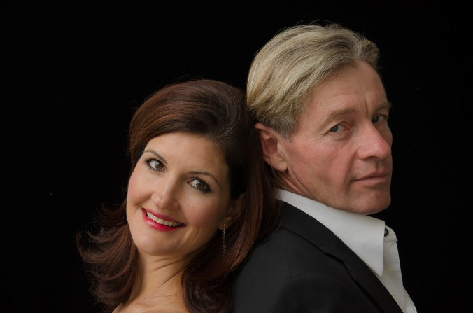 cat-face-paul-shoulder-colour-hr-custom